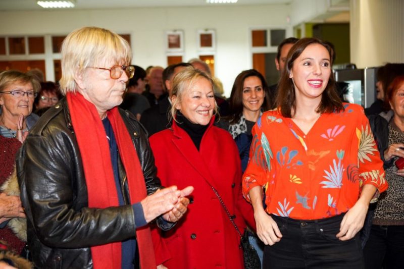 Lolita Séchan with her father, Renaud Séchan, and her mother, Dominique Quilichini