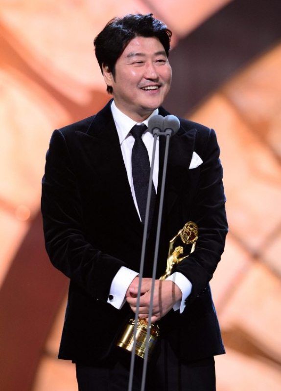 Song-Kang ho with his Blue Dragon Film Award