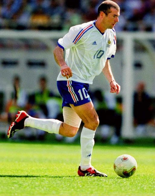 Zinedine Zidane in 2002 World Cup