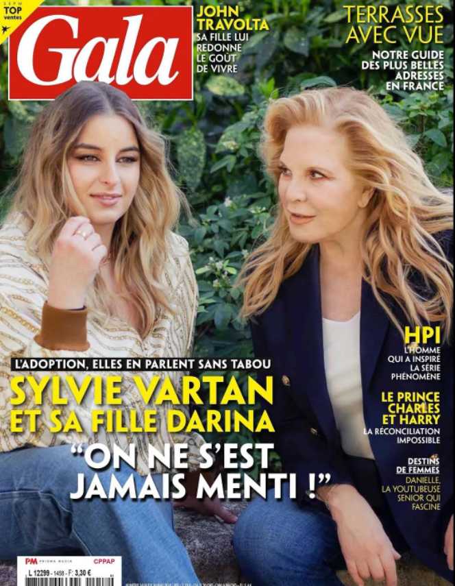 Sylvie Vartan on the cover of Gala Magazine with her daughter
