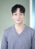 Park Hae-soo Wiki, Height, Age, Girlfriend, Wife, Family, Biography and More